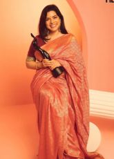 Rajshri Bollywood Actress Nude With Full Face