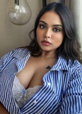 Oasi Das Blowjob & DoggyStyle Fucking